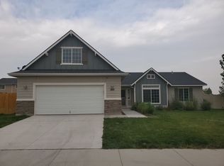 855 S Rumney Ave, Kuna, ID 83634