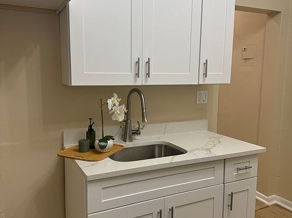6601 Broadway APT D-6
