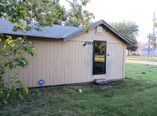 900 Grant St, Hutchinson, KS 67501