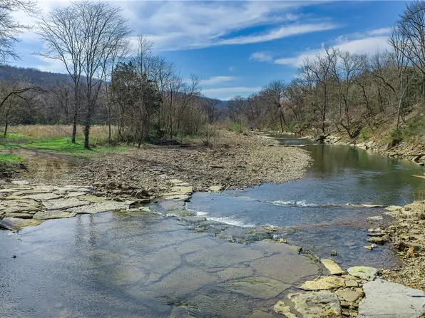 16099 Mesquite Rd, Winslow, AR 72959