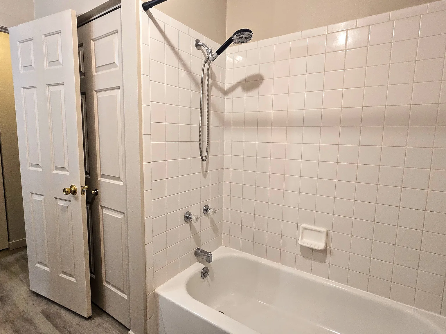 2 bed, 850 sqft, $1,495 — Photo 4