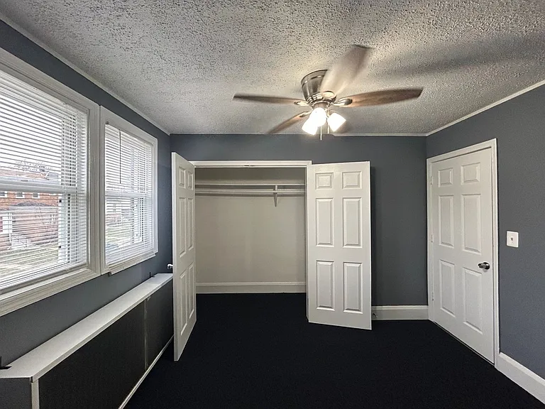 4302 Berger Ave — Photo 5