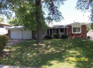 4935 Wickham Fen Rd, Florissant, MO 63033