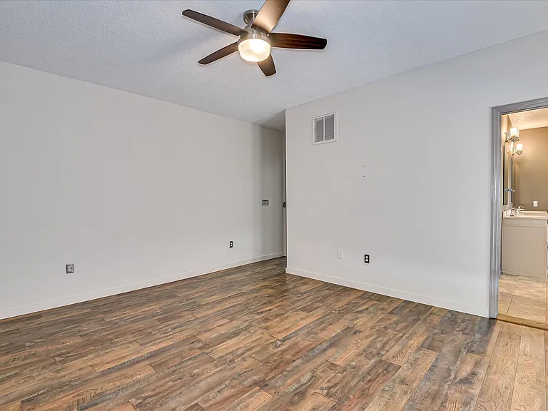 133 Sweet Gum Ln — Photo 22