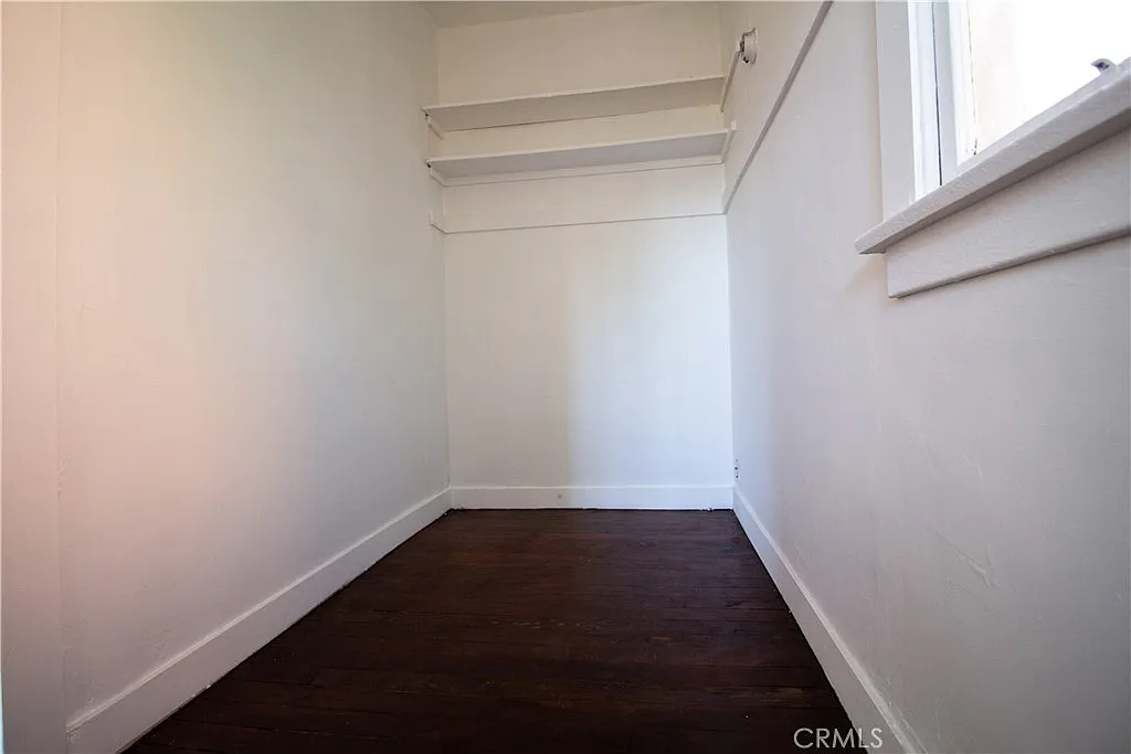 1 bed, 550 sqft, $1,700 — Photo 2