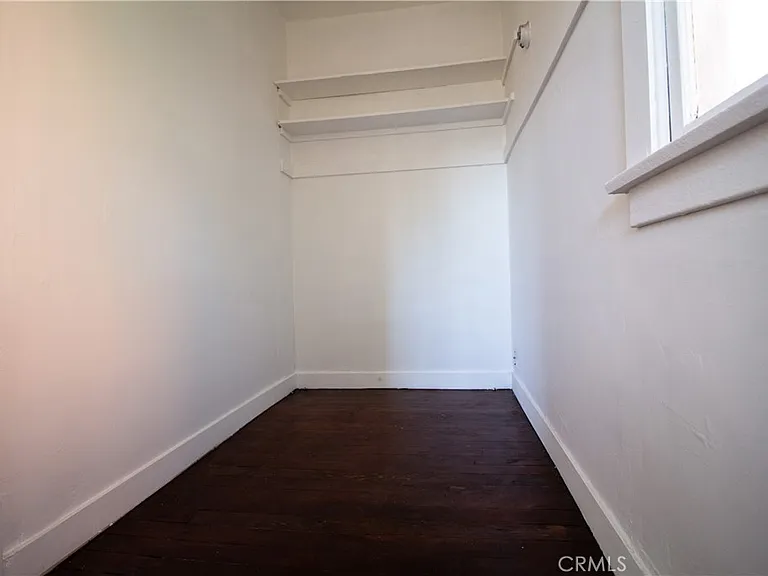 1316 S Mariposa Ave #210 — Photo 2