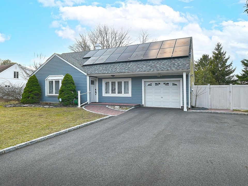 1st image of 66 White Pine Way