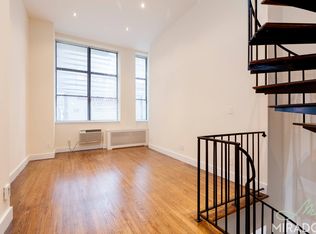 10 E 13th St APT LB, New York, NY 10003