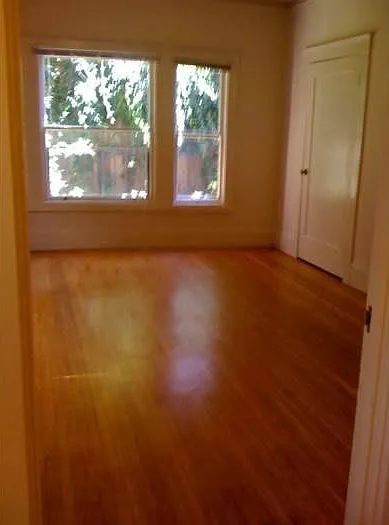Studio, 420 sqft, $1,999 — Photo 3