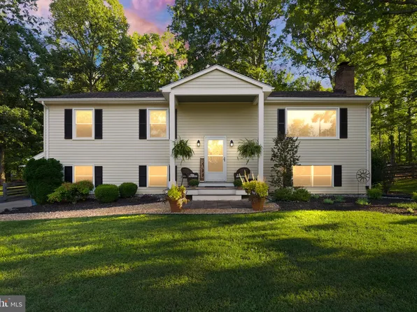 4341 Lake Brittle Rd, Warrenton, VA 20187