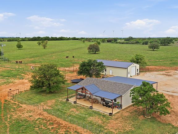 3rd image of 8315 County Road 403