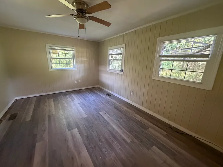 4170 Plaza St — Photo 11