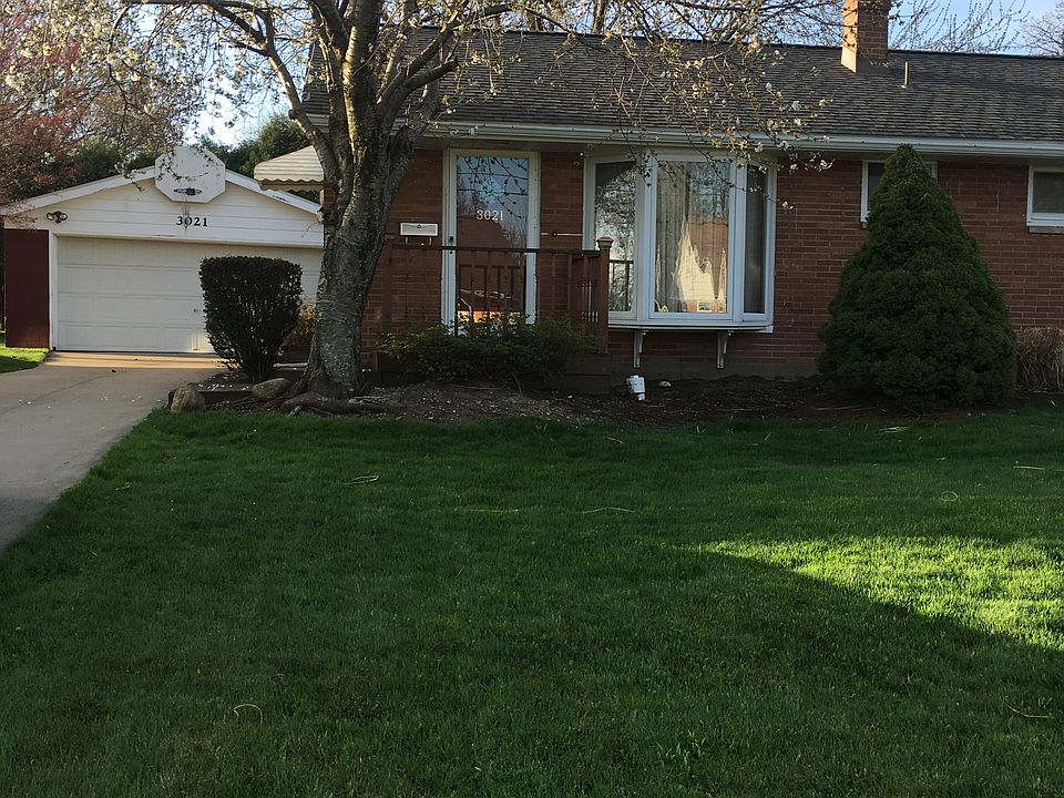 1st image of 3021 W 23rd St