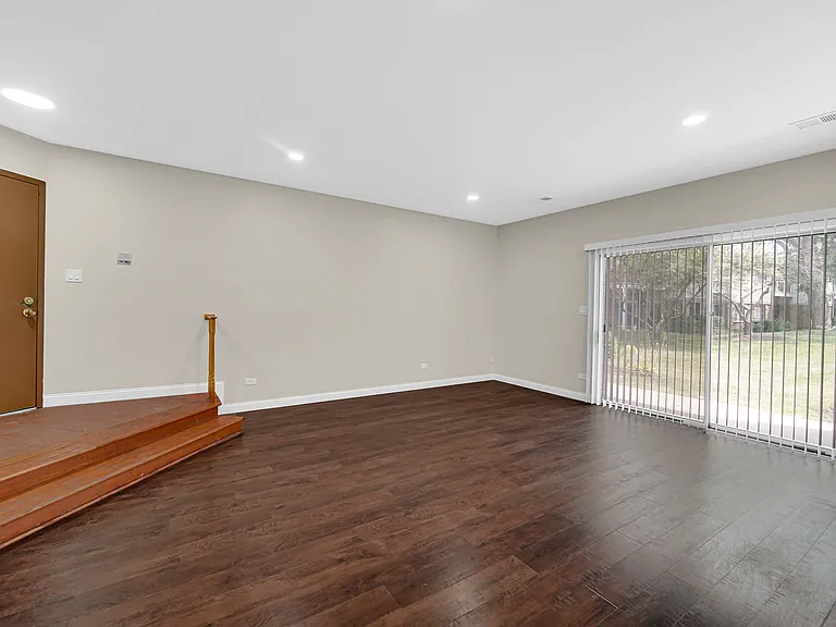 1661 Commodore Ct #3 — Photo 10