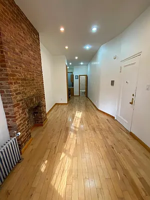 Rented by Urban Pads | media 9