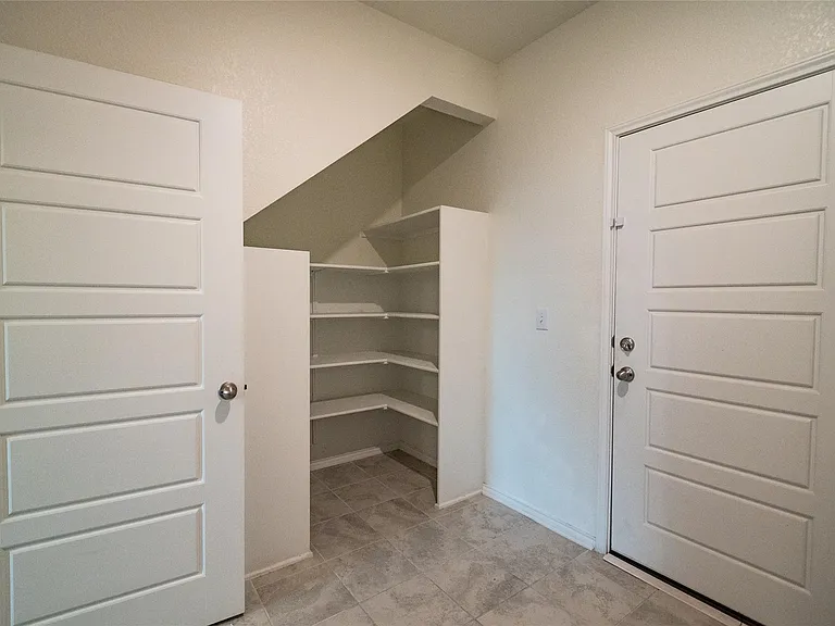 6412 Carriage Pines Dr — Photo 12