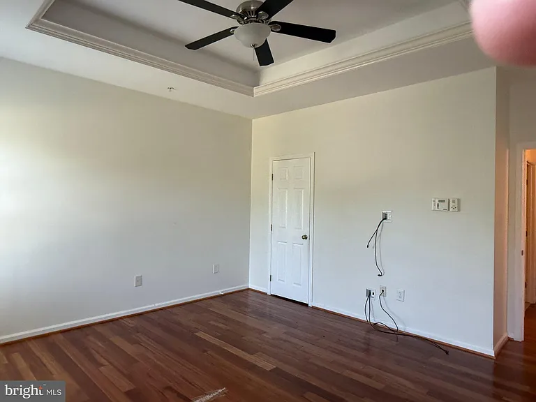 7581 Taunton Ct — Photo 13
