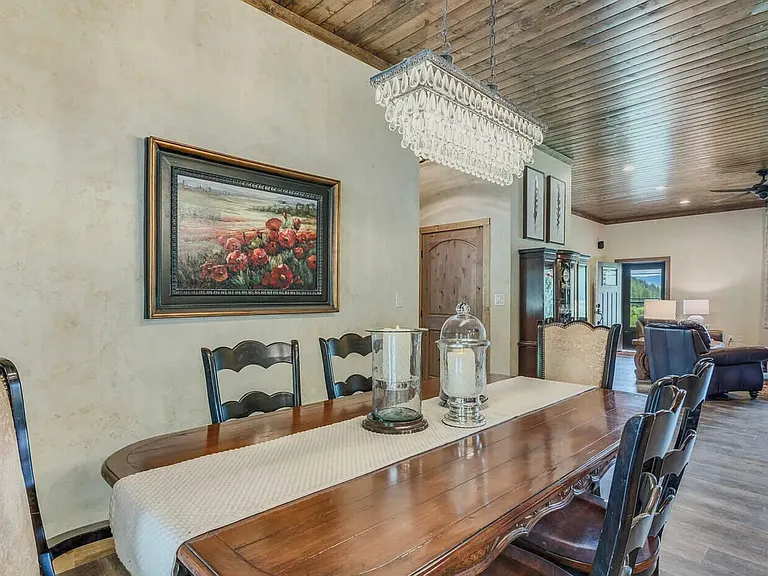 3141 N Riley Creek Rd — Photo 10