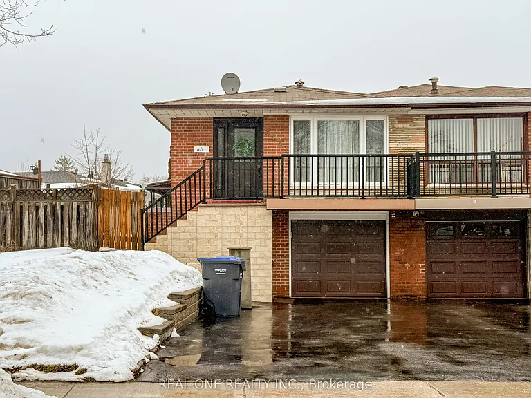 3421 Ellengale Dr W #LOWER — Photo 1