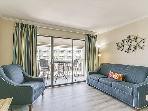 4th image of 6102 Seawall Blvd #216