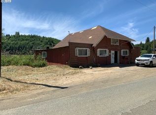 95646 Coos Sumner Ln, Coos Bay, OR 97420