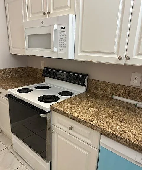 1004 Twin Lakes Dr #1004 — Photo 18