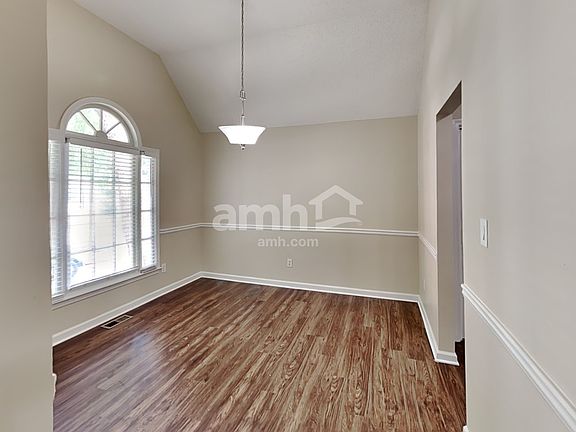 5th image of 3846 Deercreek Dr