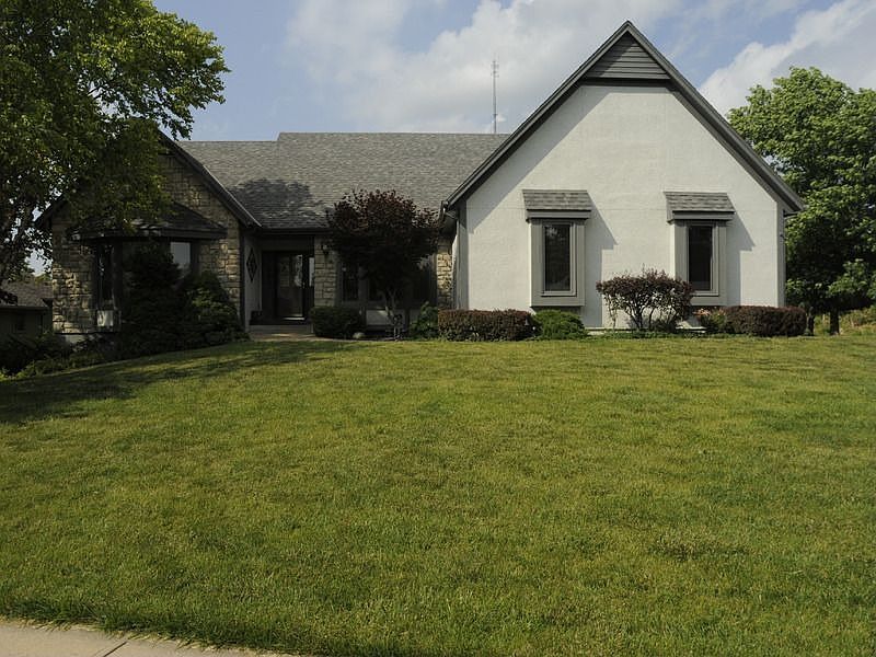 1st image of 2361 NW Summerfield Dr