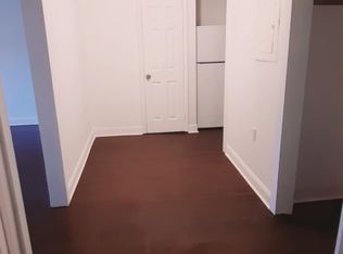711 Glenn Ave APT 11, Lake City, TN 37769