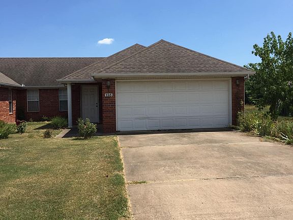 4th image of 125 Northaven St