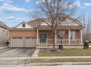 16 Deerchase Rd, Brampton, ON L6P2L4