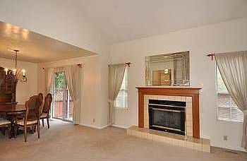 4th image of 2549 Central Park Cir