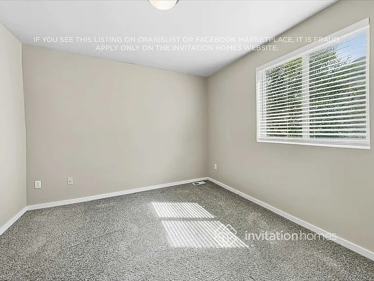 9513 10th Ave E — Photo 17