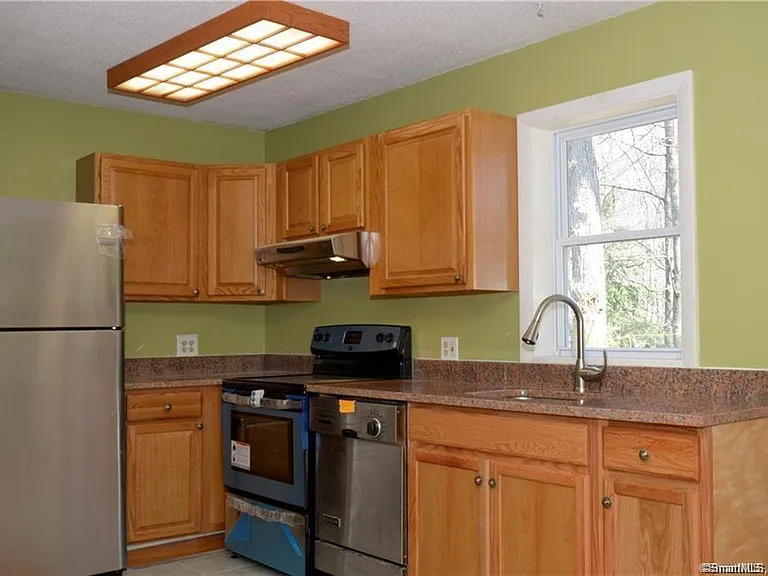 223 Flanders Rd #8 — Photo 3