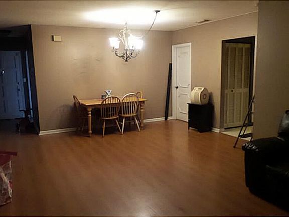3rd image of 8901 Nw 39 Dr. #204