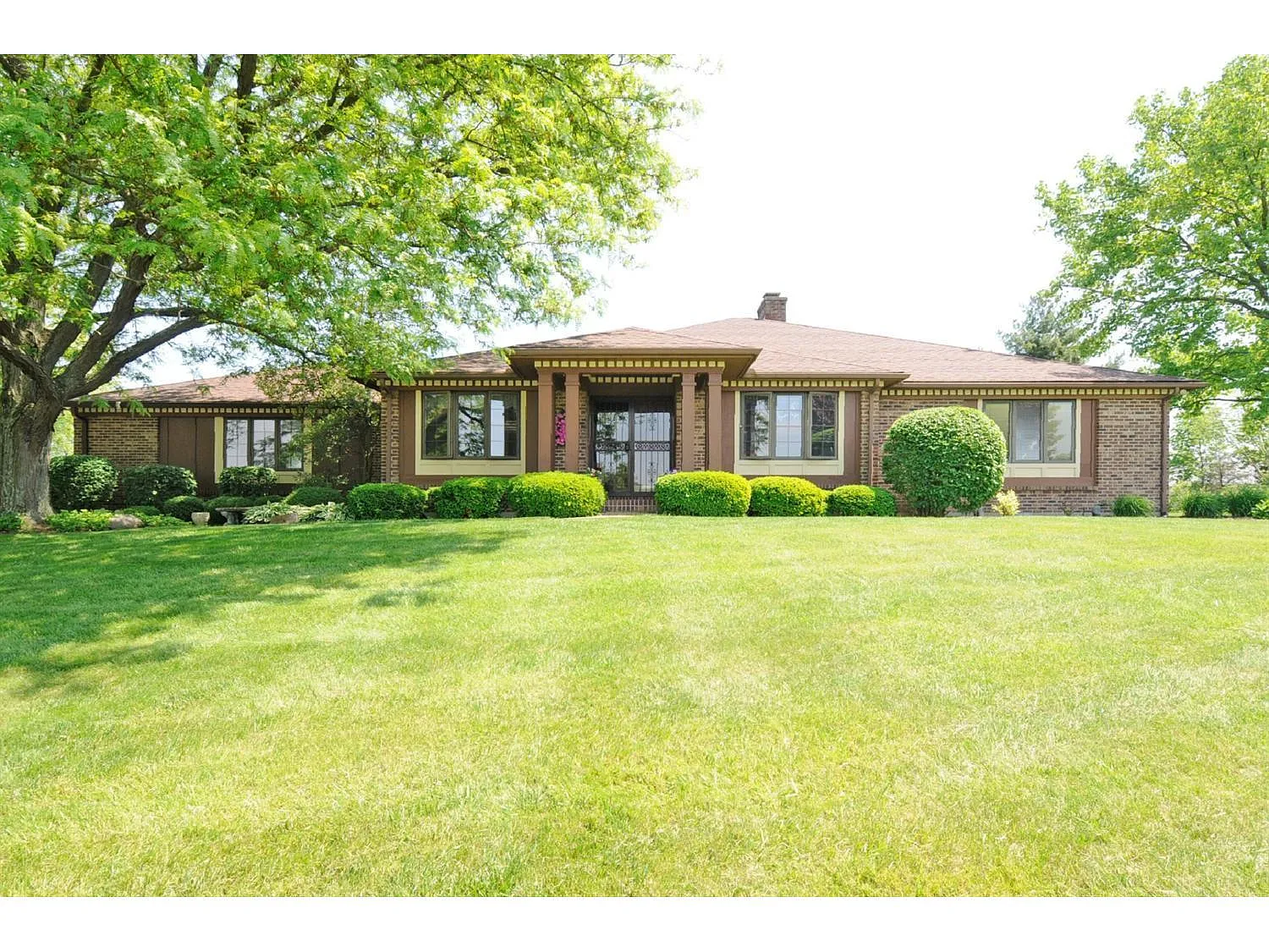 11 Indian Mound Dr photo 1