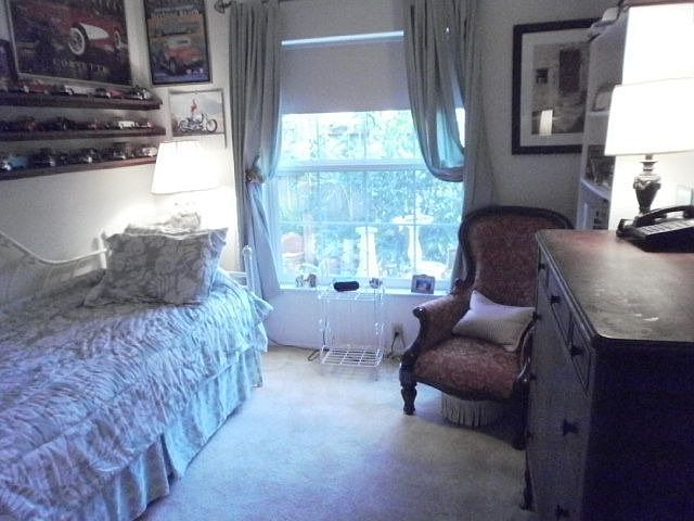 2nd bedroom