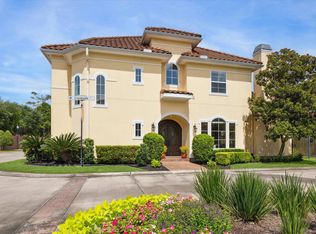 86 S Creekside Ct, Houston, TX 77055