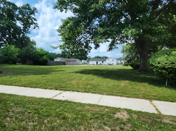 Clausen Ave, Three Rivers, MI 49093