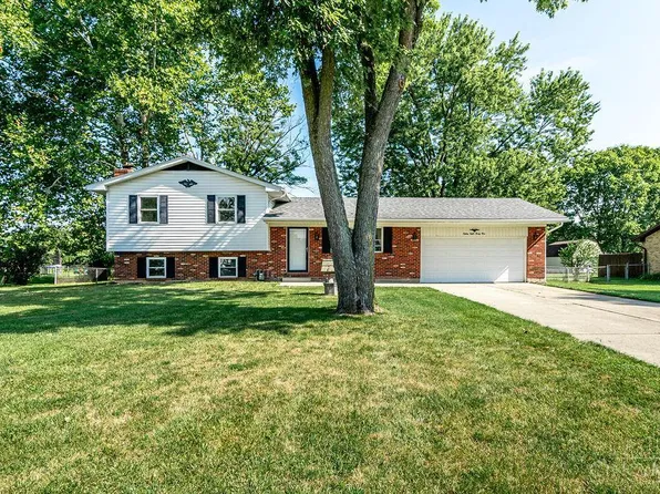 8831 Twincreek Dr, Franklin, OH 45005