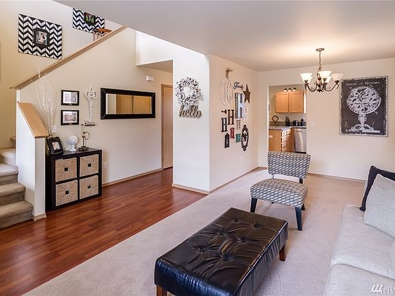 5th image of 1519 185th Street Ct E