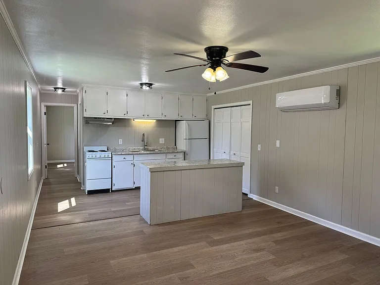 117 Willow Ln — Photo 14
