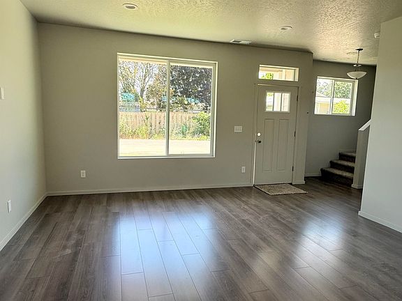 5th image of 9507 E Michielli Ln
