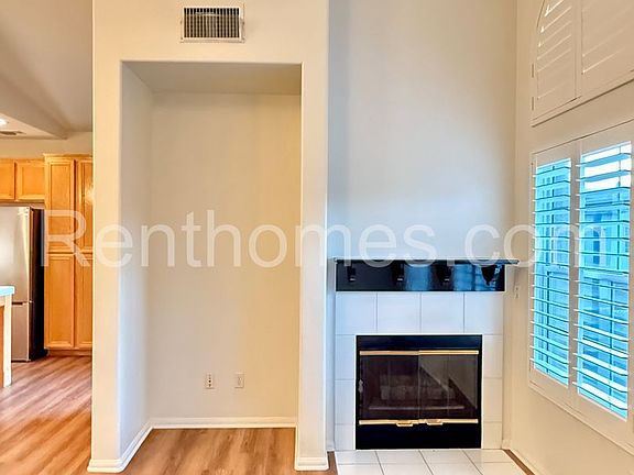 3rd image of 11630 Miro Cir