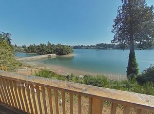 2460 Rocky Point Rd NW, Bremerton, WA 98312
