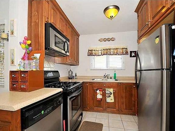 3rd image of 3780 National Ave APT 1