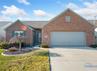 4348 Crystal Ridge Dr, Maumee, OH 43537