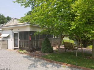 302 Foxridge Ln, Flinton, PA 16640