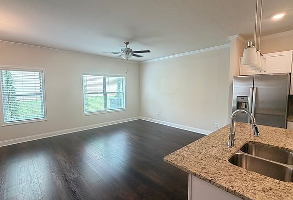 4th image of 4205 Fulson Ct