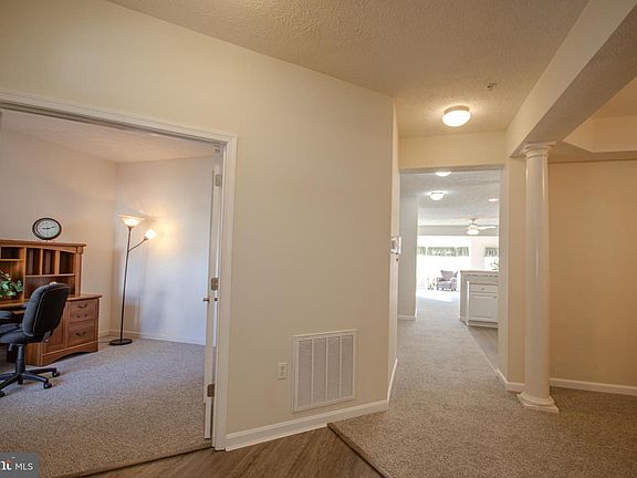 5th image of 9523 Wedge Way